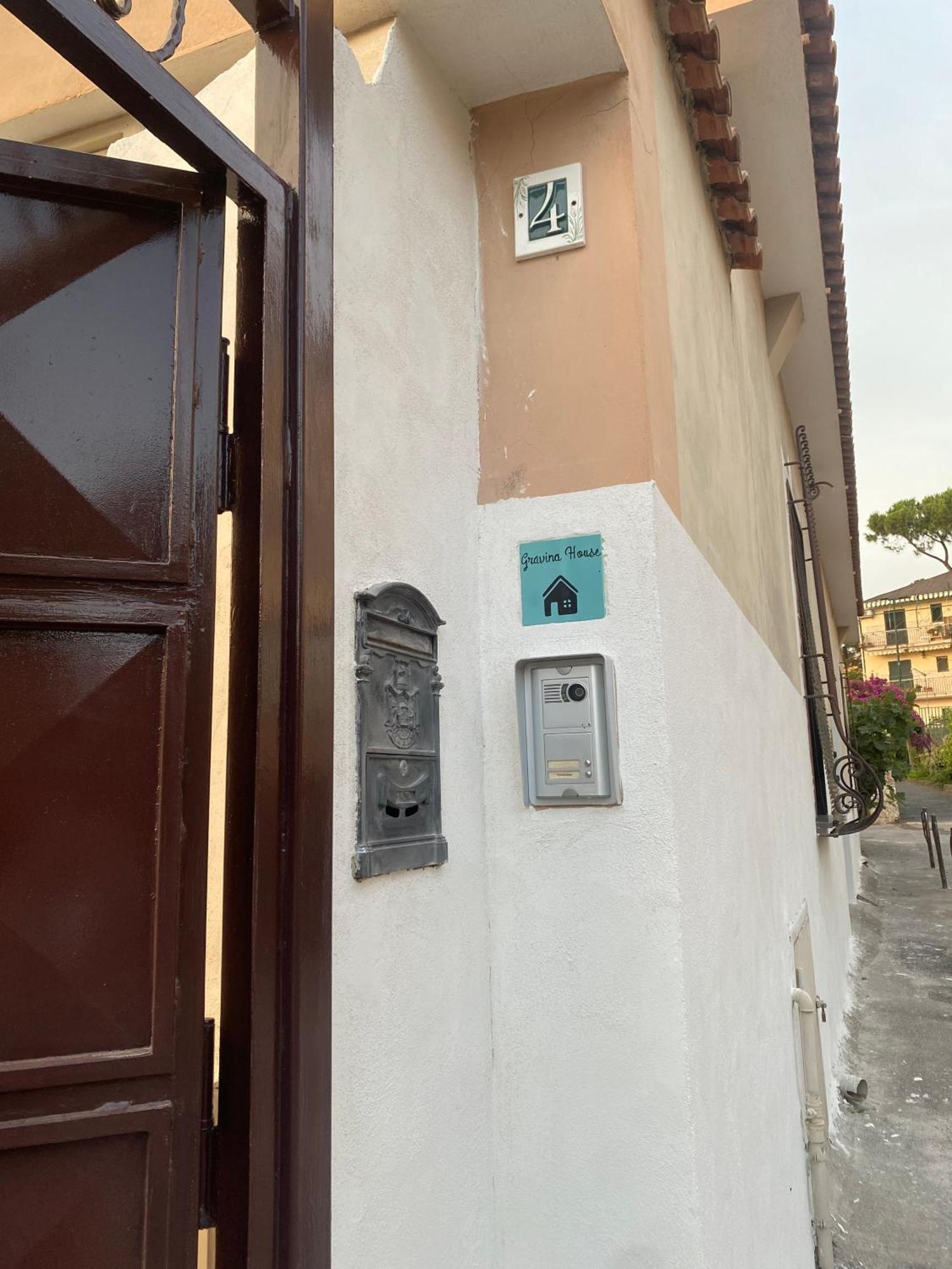 Gravina House Portici